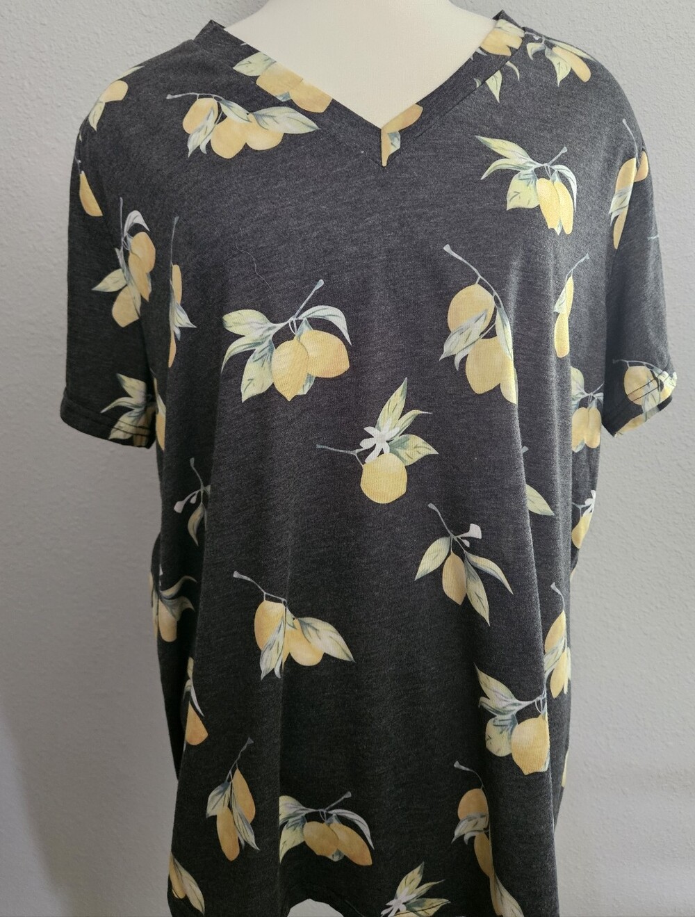 Amaryllis Charcoal Gray Lemon Print V-Neck Tee Shirt, 1X